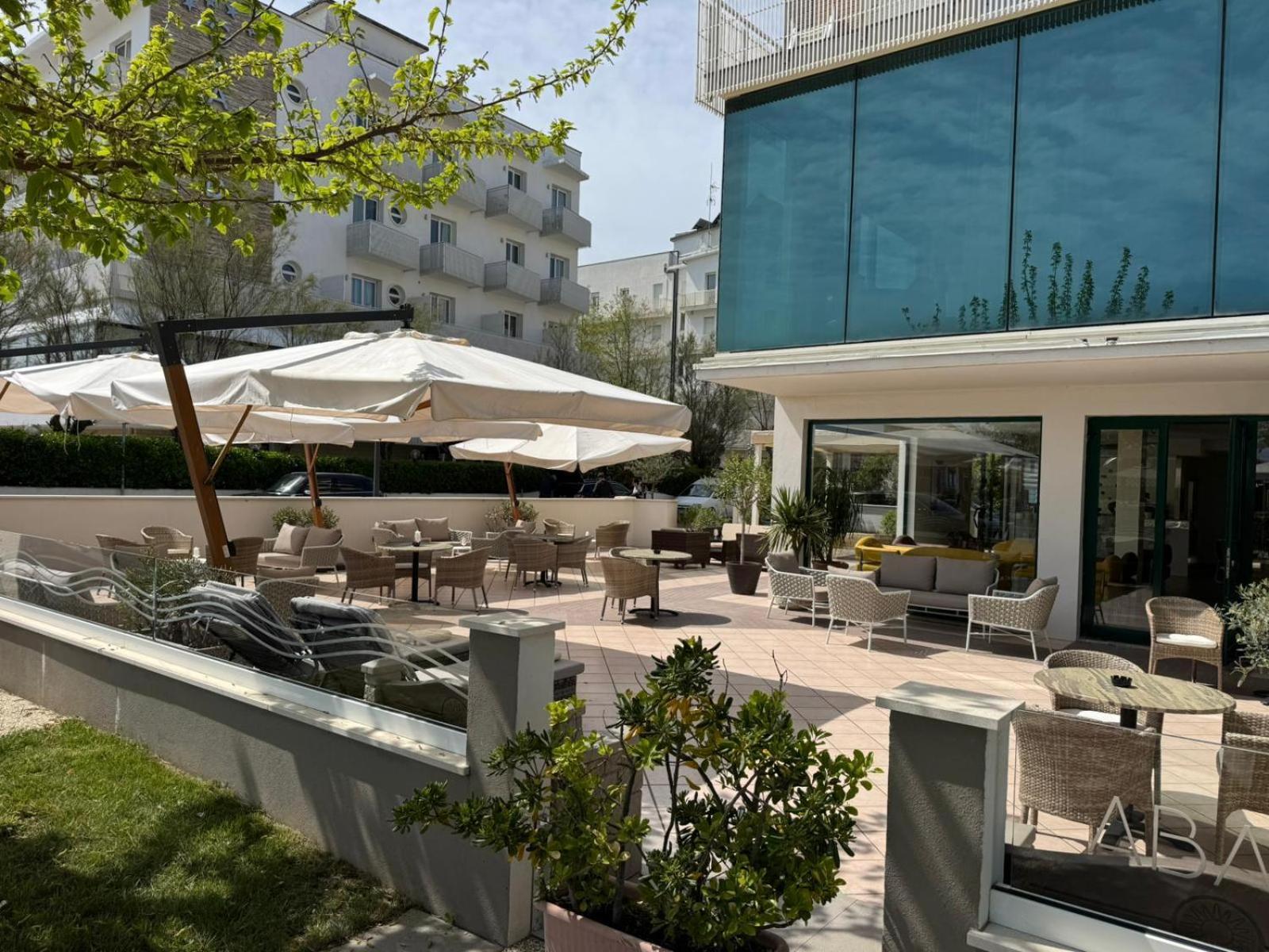 Abahotel Milano Marittima Bagian luar foto