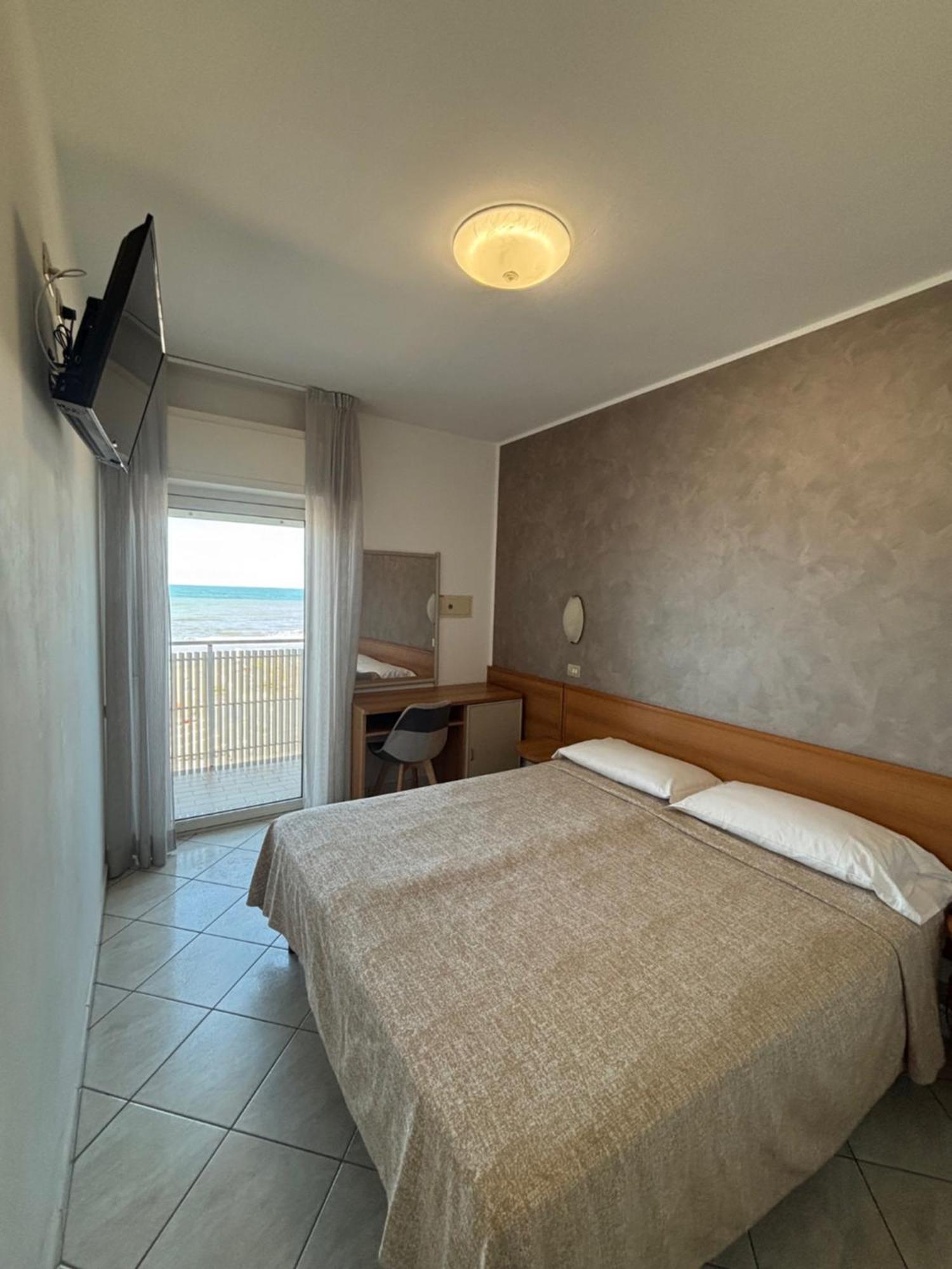 Abahotel Milano Marittima Bagian luar foto