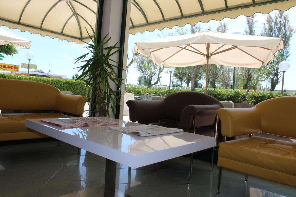 Abahotel Milano Marittima Bagian luar foto