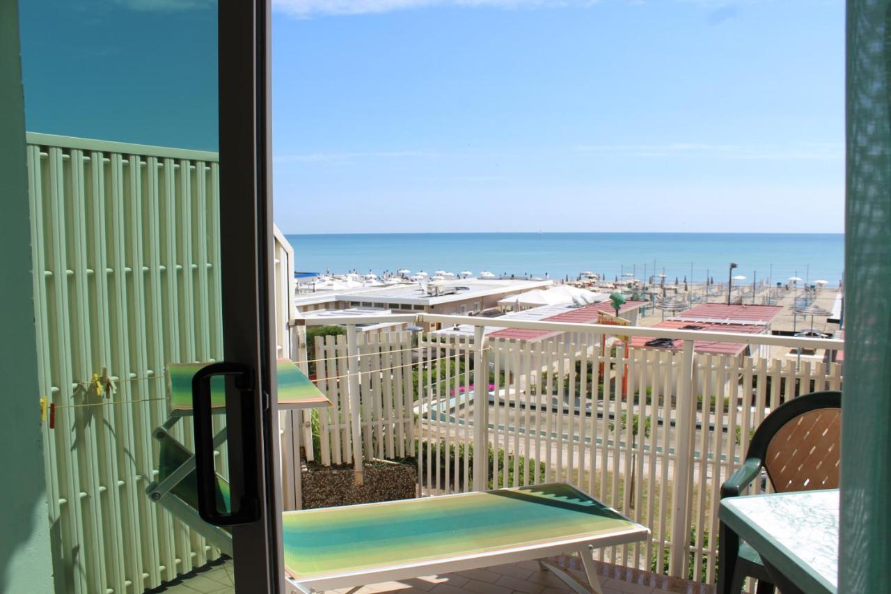 Abahotel Milano Marittima Bagian luar foto